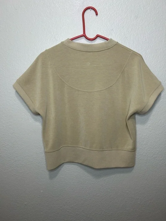 Lululemon Softstreme Relaxed Fit T-Shirt Taupe Estimated Size 6/8 Soft Luxe - Picture 2 of 3